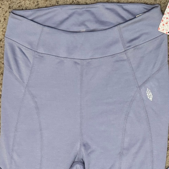 Free People Movement Leggings size Large violet pants - Picture 5 of 8